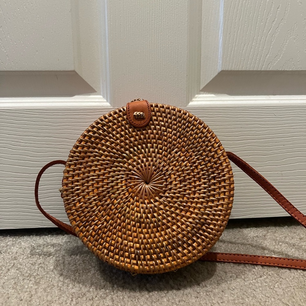 Round Woven Tan Crossbody Bag